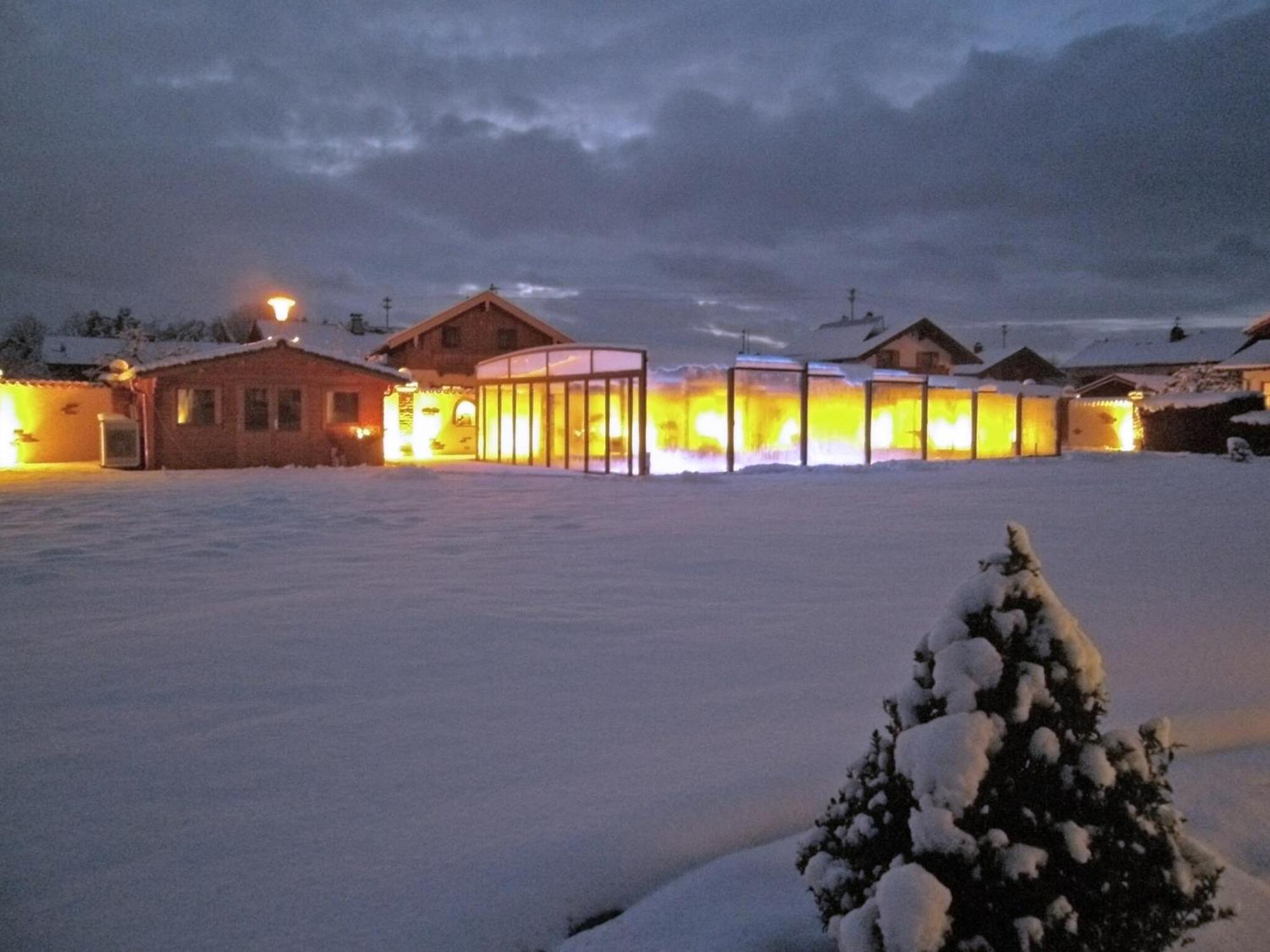 Alluring Holiday Home In Ubersee With Whirlpool Dış mekan fotoğraf