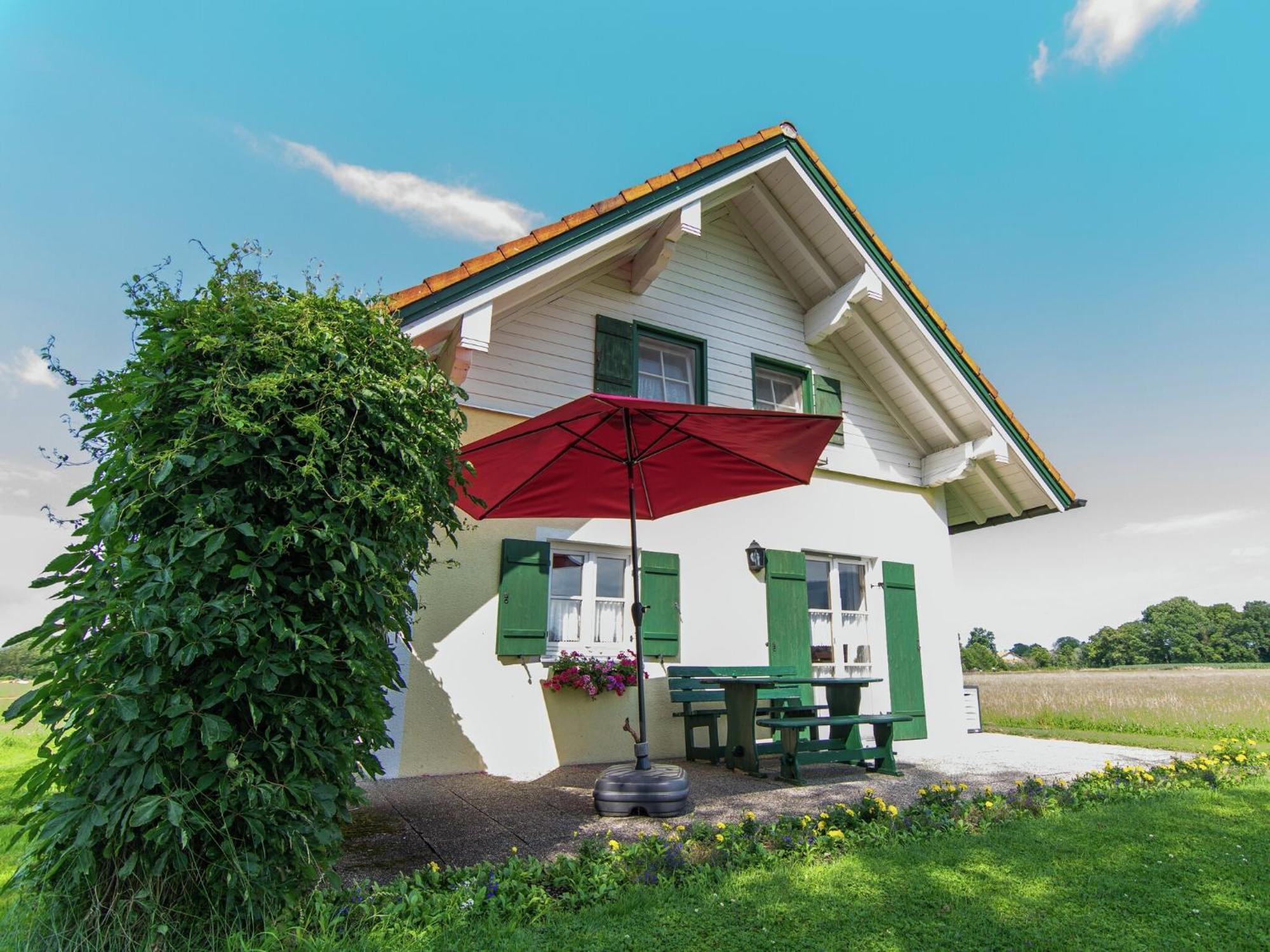 Alluring Holiday Home In Ubersee With Whirlpool Dış mekan fotoğraf