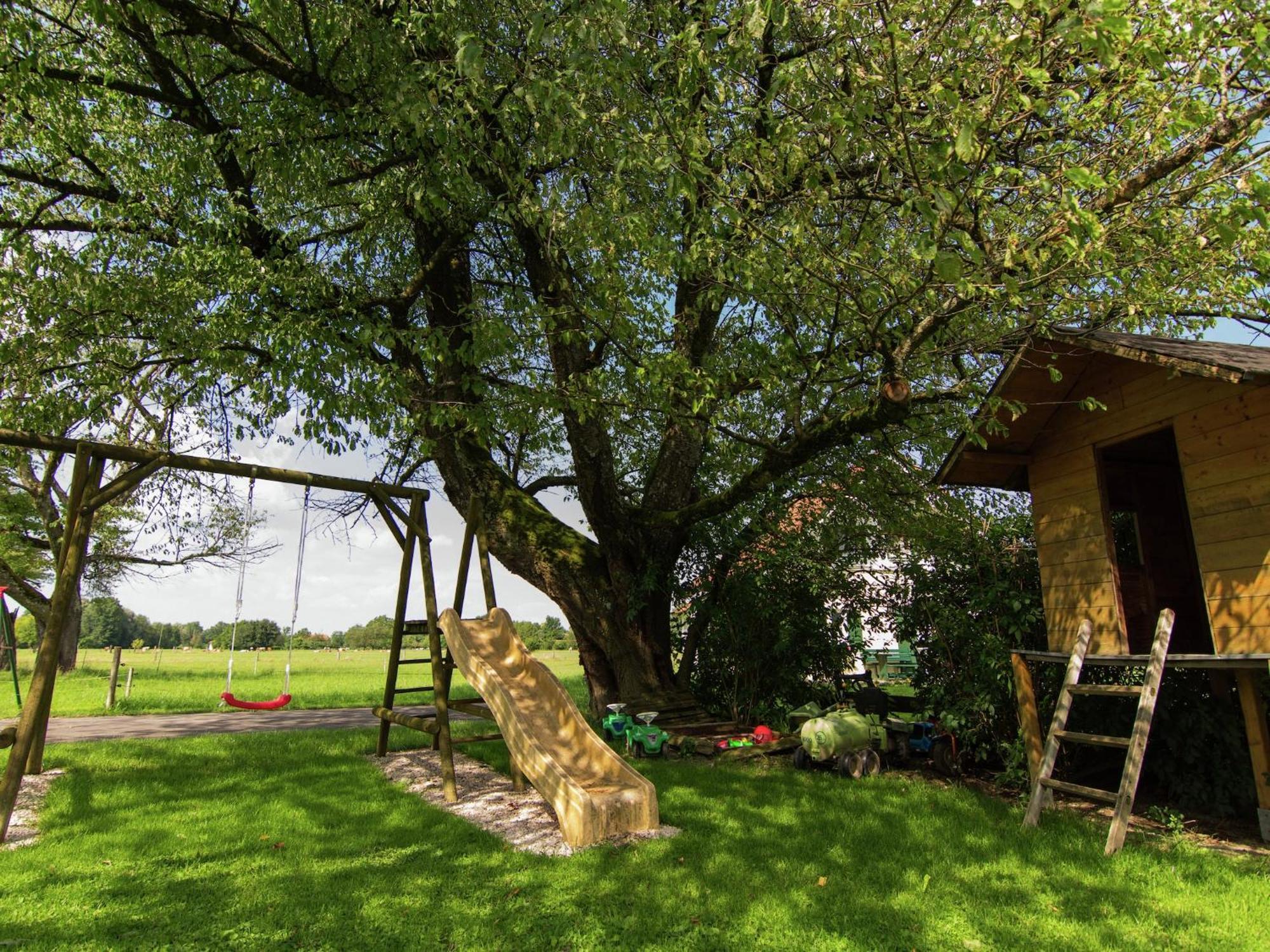 Alluring Holiday Home In Ubersee With Whirlpool Dış mekan fotoğraf