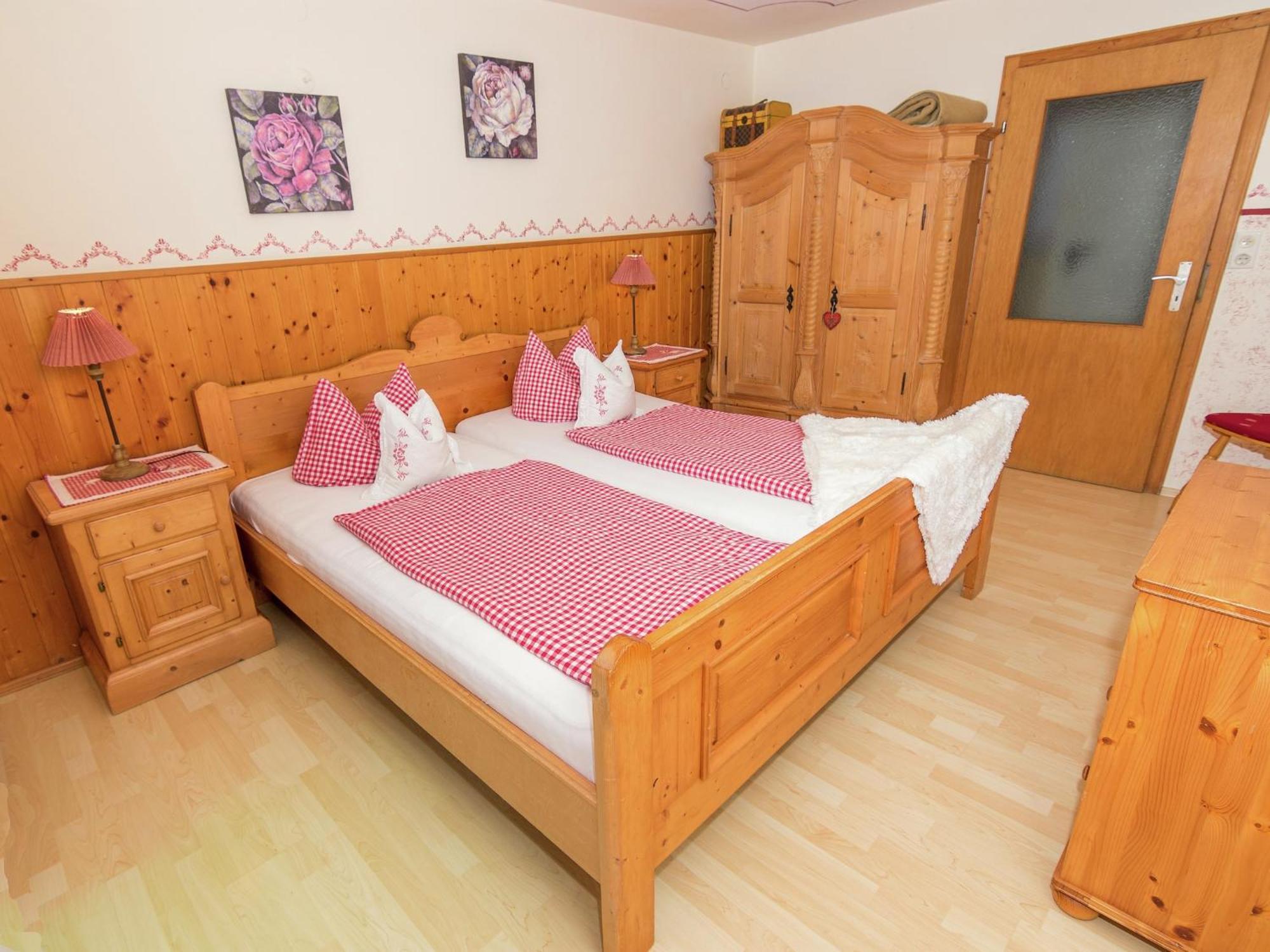 Alluring Holiday Home In Ubersee With Whirlpool Dış mekan fotoğraf